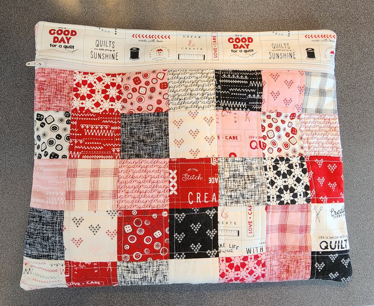 Serged Mini Charm Project Bag Class - In-Person