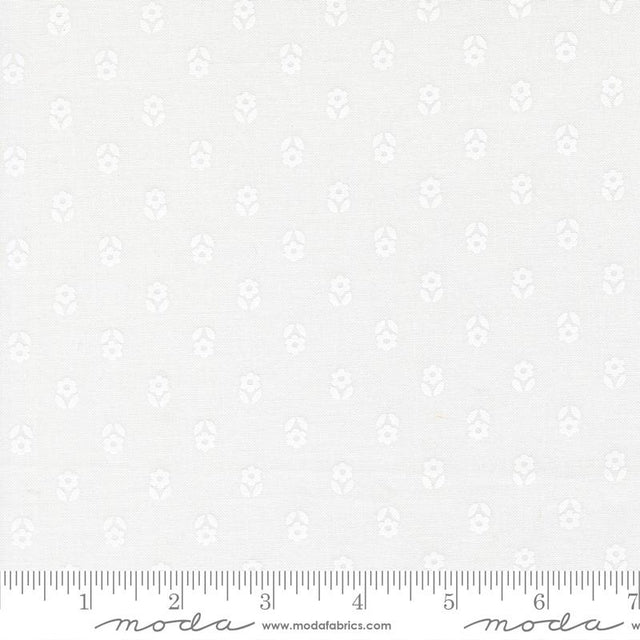 Sunroom Cloud White 29265 21 Moda #1